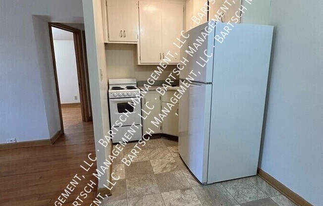 3250 S 49 ST