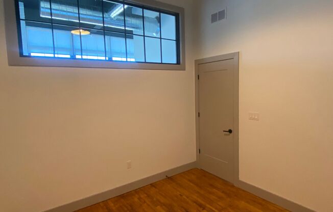 2 beds, 1 bath, 955 sqft, $1,895, Unit 209