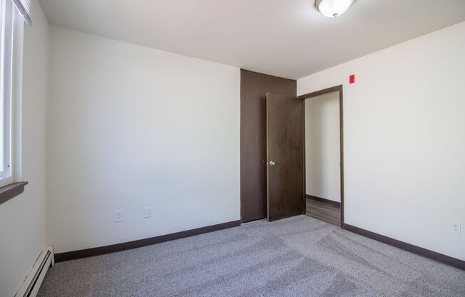 2 beds, 1.5 baths, 650 sqft, $1,375, Unit 210