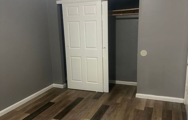 1510 - 1574 Leonaire Ct