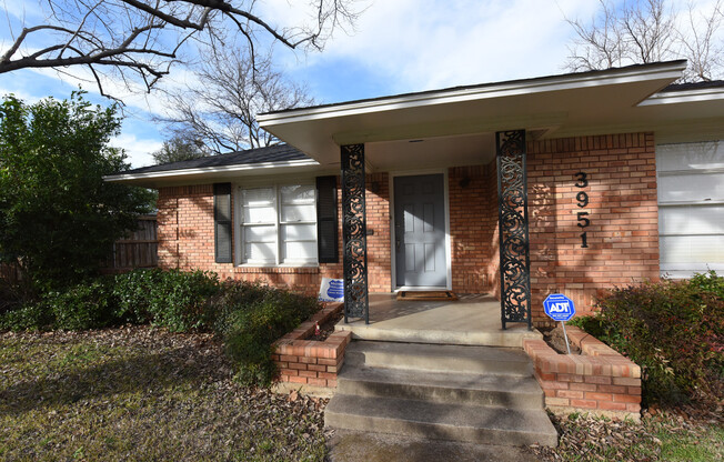 Updated 3 bed 2 bath Ranch Style with huge yard and attached garage!