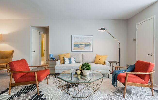 1 bed, 1 bath, $2,045, Unit 226