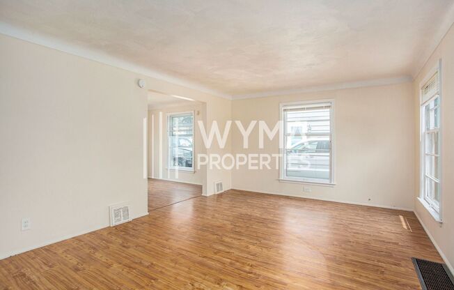 AVAILABLE MID-JULY!! 3 Bedroom, 1.5 Single Family Home near Alger Heights