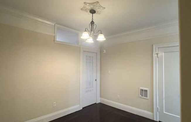 1 bed, 1 bath, $2,995, Unit 203