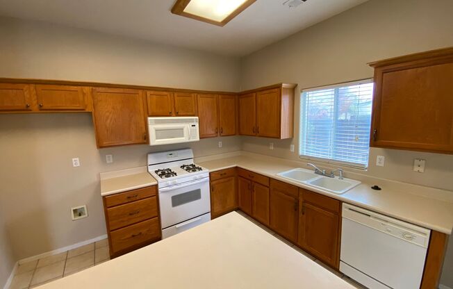 3 beds, 2 baths, $1,950