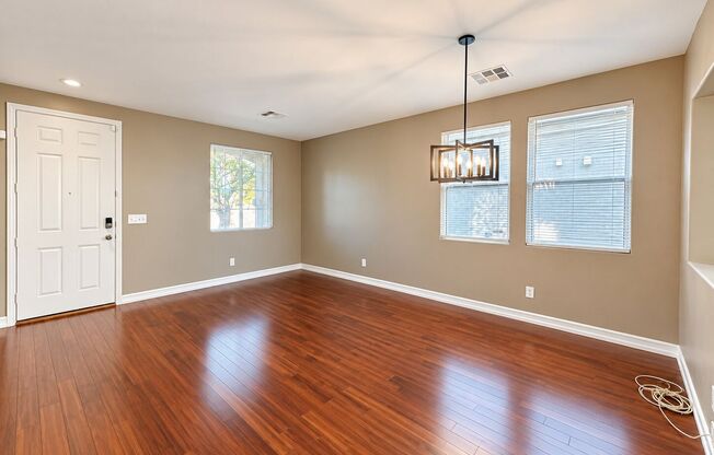 3 beds, 2.5 baths, $2,250