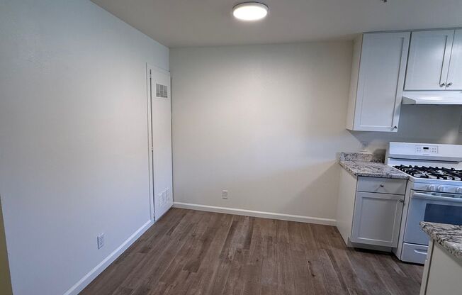 Charming unit in the heart of Vista, CA