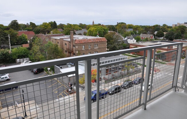 2 beds, 1 bath, 1,205 sqft, $2,300, Unit 508