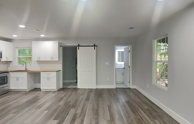 342 LINCOLN ST SW