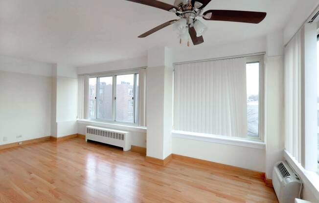 Clarendon Shores Living Room