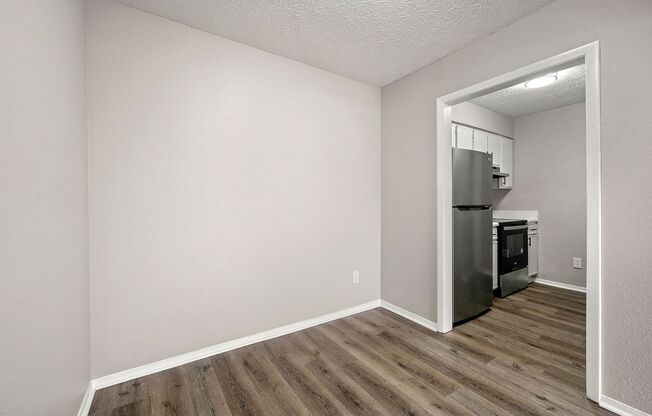 1 bed, 1 bath, 750 sqft, $956, Unit B26