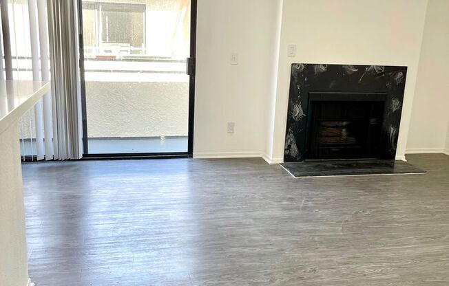 14755 Victory Blvd.