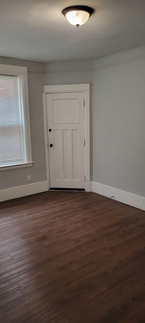 1 bed, 1 bath, 462 sqft, $1,095, Unit 2