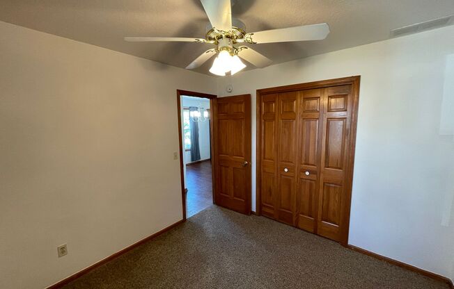 3 beds, 2 baths, $1,695