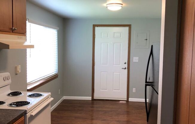 Studio, 1 bath, 222 sqft, $925, Unit 56-13