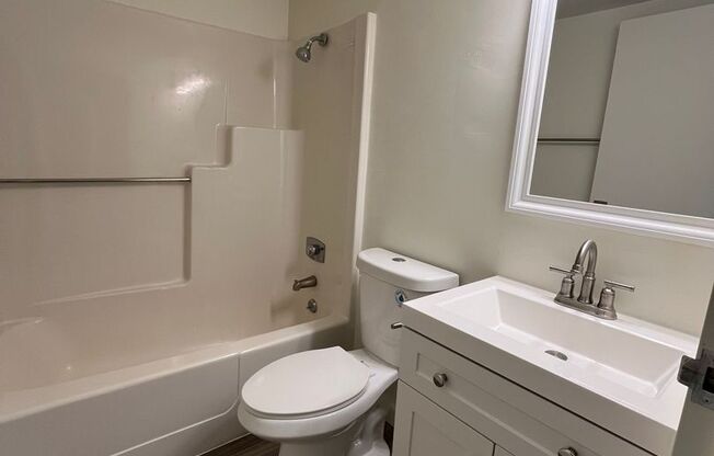 2 beds, 1.5 baths, 950 sqft, $1,545, Unit 224W