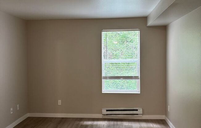 1 bed, 1 bath, 715 sqft, $1,845, Unit 416