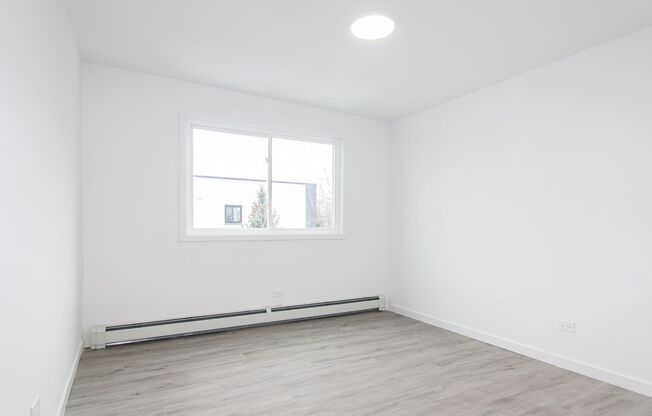 2 beds, 1.5 baths, $2,195, Unit 3B