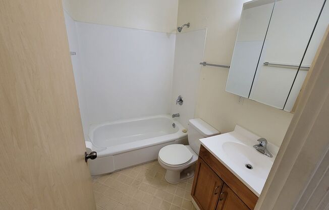 1 bed, 1 bath, $1,845, Unit C-401
