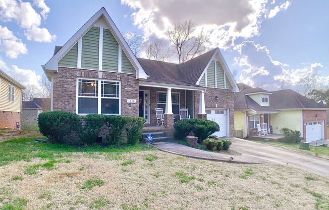 1016 Sunset Dr - Fully Furnished