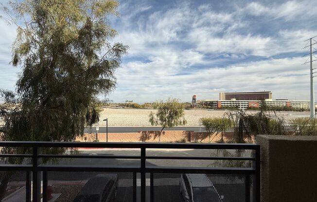 MODERN 2BD/2.5BA CORNER LOT CONDO W/ VIEWS OF THE CITY