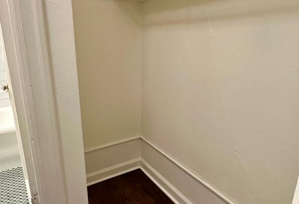 Studio, 1 bath, 500 sqft, $1,650, Unit 304