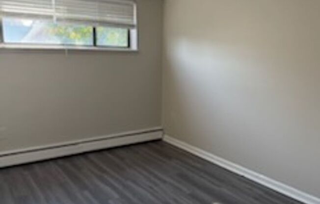 1 bed, 1 bath, 800 sqft, $1,400, Unit 312