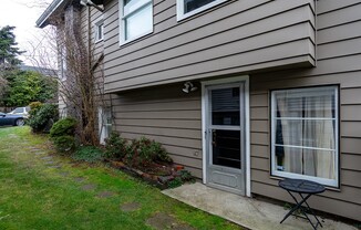 Adorable 1 BR /1 BA in Great Location (Queen Anne)