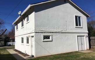 Updated Downtown Roseville Home - 2 Bed, 2 Bath - In Unit Laundry - Oversized 2 Car Garage!