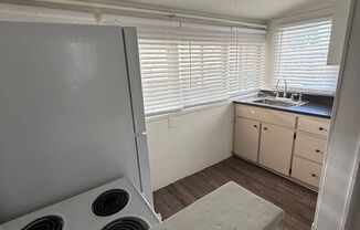 1 bed, 1 bath, 414 sqft, $995, Unit 5