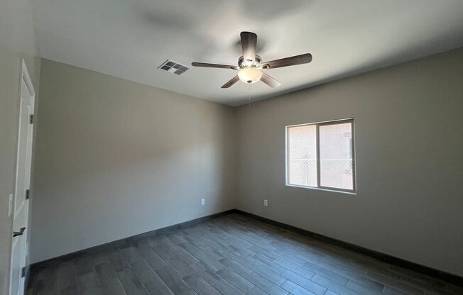 2 beds, 1 bath, 803 sqft, $1,350