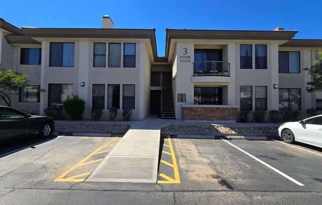 2 beds, 2 baths, $1,525, Unit UNIT 1116