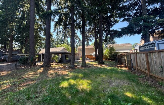 Rockwood - Single Level, Beautifully Updated Throughout, Stylish Amenities and A/C!