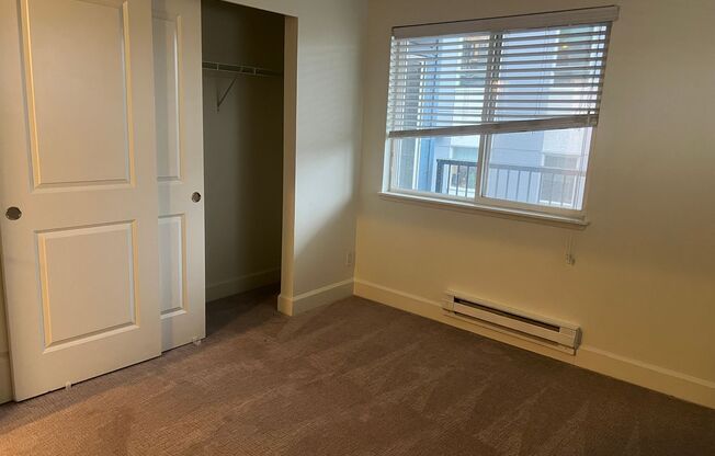 2 beds, 1 bath, 805 sqft, $2,045, Unit Unit 306