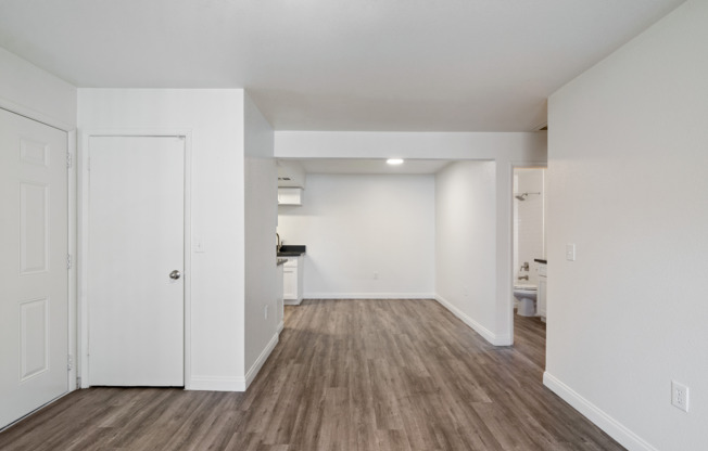 Thunderbird Apartments Living Room Area