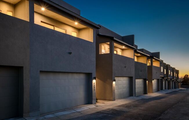 New Townhome in the Far NE Heights