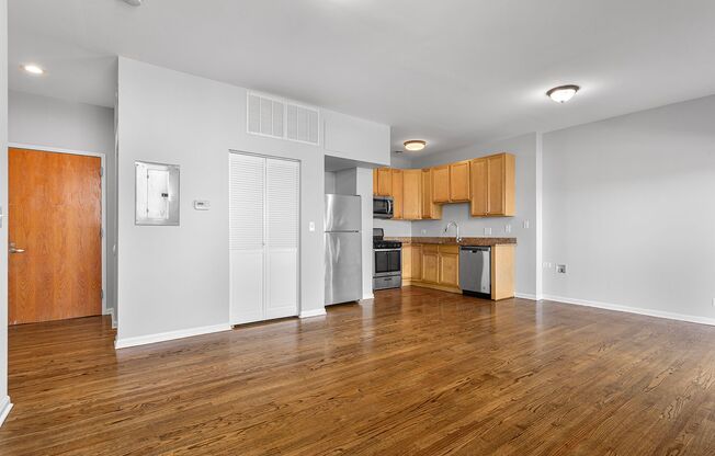 1 bed, 1 bath, 544 sqft, $2,025, Unit 407