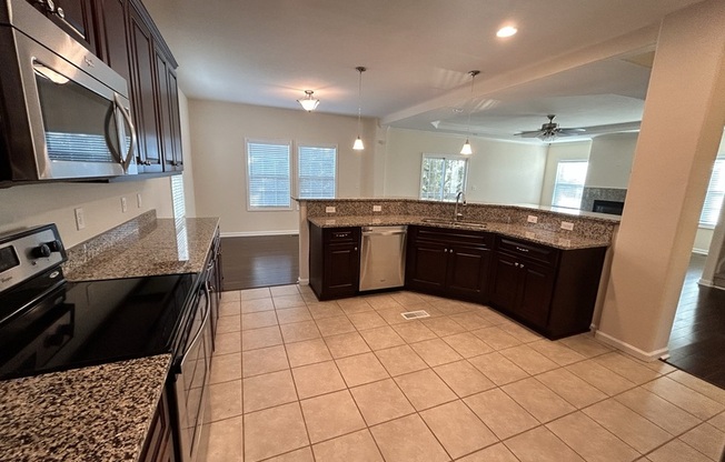 3301 E OCEAN VW AVE