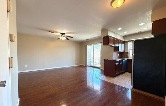 85 ELMWOOD PARK DR