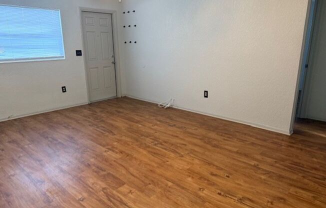 1517 S Taylor Rd #B