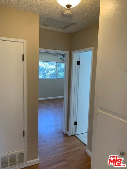 1201 S SHERBOURNE DR