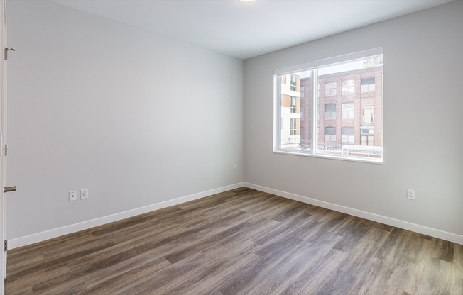 Studio, 1 bath, 892 sqft, $4,395, Unit 616