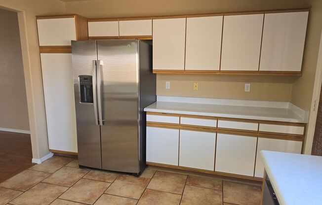 8602 W Caron Dr.