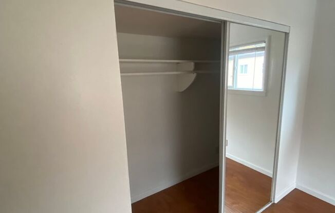 Studio, 1 bath, 400 sqft, $850, Unit S #1