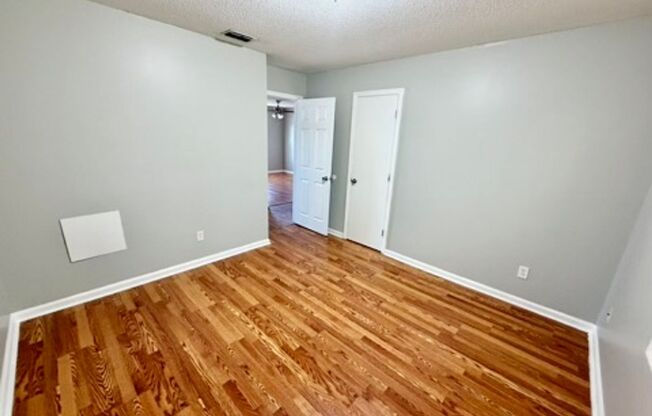 2 beds, 1 bath, 750 sqft, $1,045, Unit B-505C4