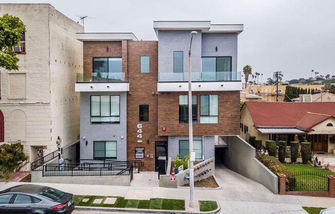 ST Living at 644 Hobart | Where Style, Comfort, and Hollywood Energy Meet.