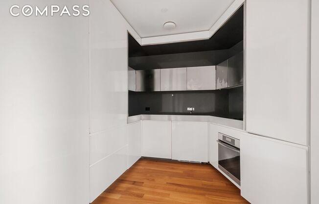 2 beds, 2 baths, 1,273 sqft, $8,200, Unit 35I