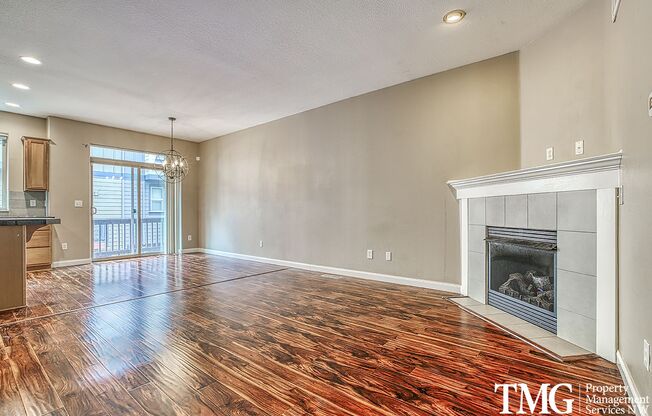 Wonderful 4 bed 2.5 Bath Townhome in Hillsboro