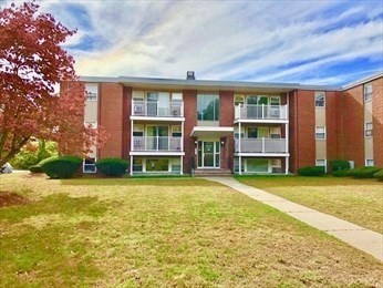 2 beds, 1 bath, 850 sqft, $2,000, Unit A2