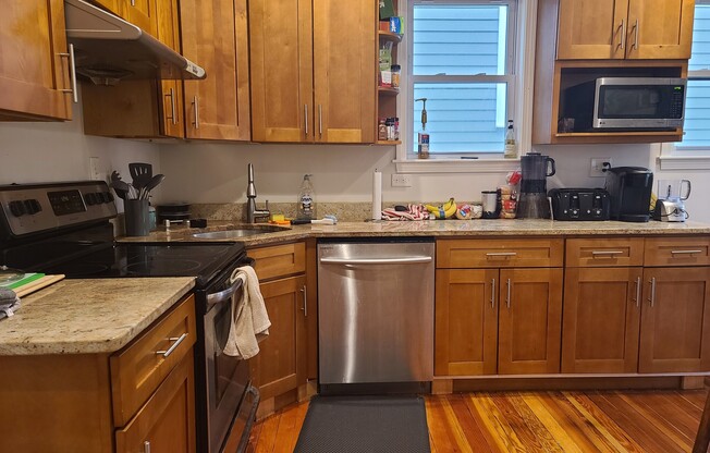 16 Carpenter St 1D